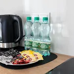 Rondo Wiatraczna Deluxe Apartment